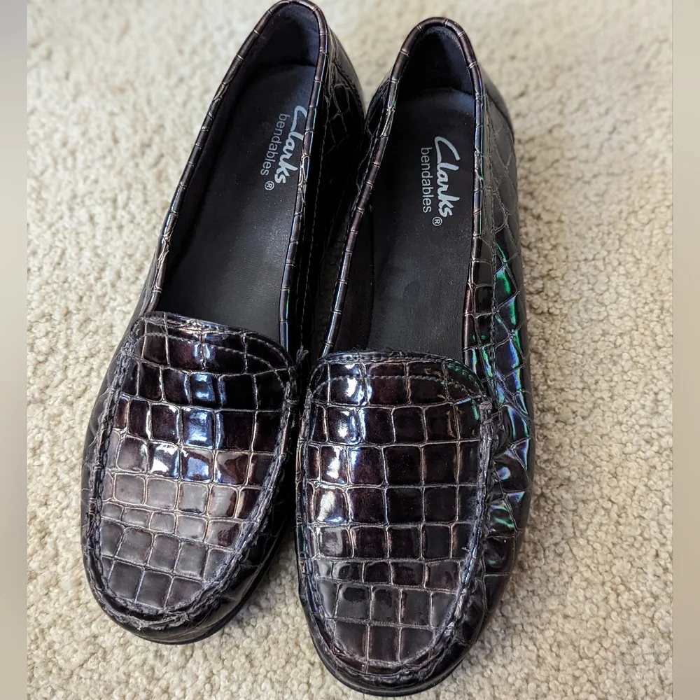Clark's Bendables Dark Chocolate Brown Slip On Loafers Size 8.5 Wide